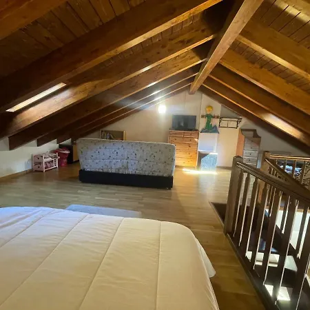 S04 - Alojamiento Mulleres - Villmor Apartment Sesué
