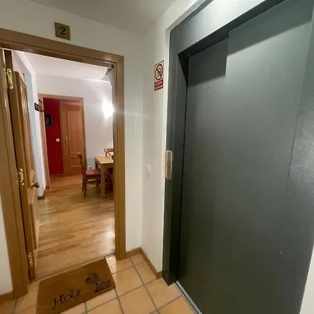 S04 - Alojamiento Mulleres - Villmor Apartment *