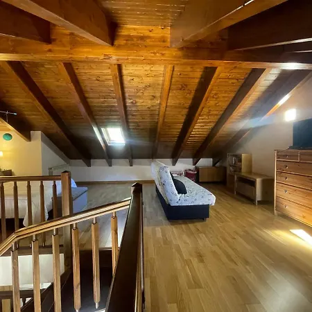 S04 - Alojamiento Mulleres - Villmor Apartment *